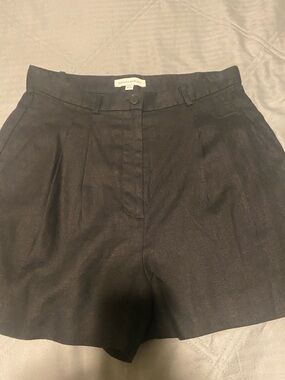 Banana Republic NWOT Black Linen Pleated High-Rise Tailored Shorts Size 10P